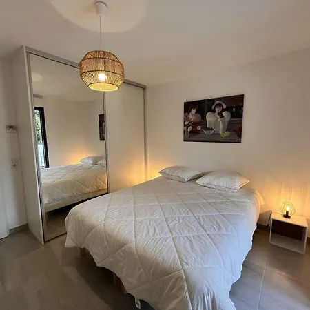 Neuf Climatise, Terrasse, Parking, A Pied, - Fr-1-226b-106 شقة كافالير سور مير