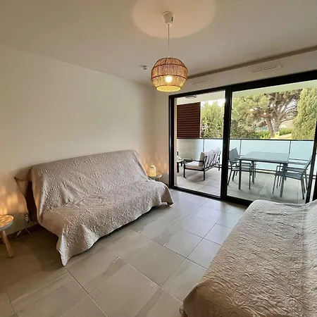 Neuf Climatise, Terrasse, Parking, A Pied, - Fr-1-226b-106 شقة *